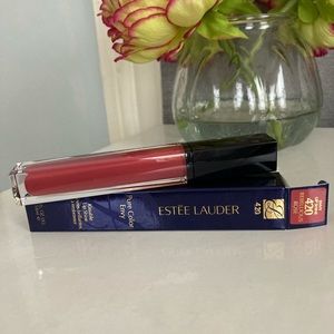 Brand new EL kissable lip shine